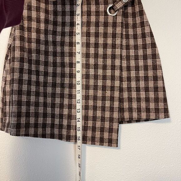 Harper Plaid Brown Mini Skirt Size XS - Picture 2 of 11